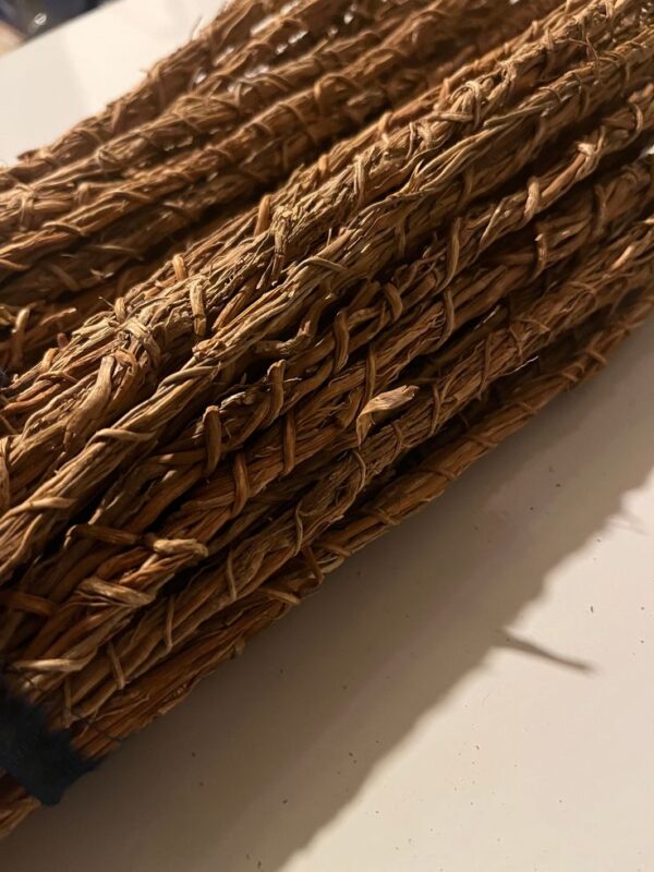 f850f7e4-33d3-48fb-a27f-1780edab0852 KHAMARE - RACINE DE VÉTIVER (PACK DE 20)